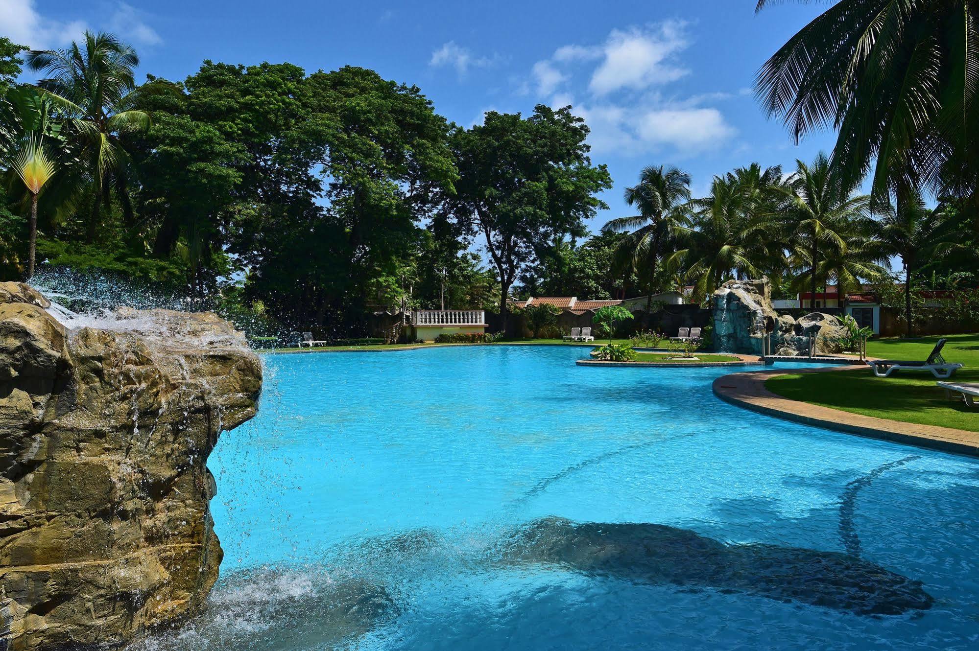 Отель Pestana Miramar Сан-Томе Экстерьер фото